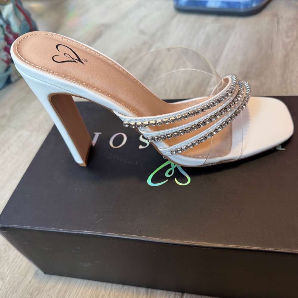 Windsor Jona Wedding Heels sz 8 BNIB